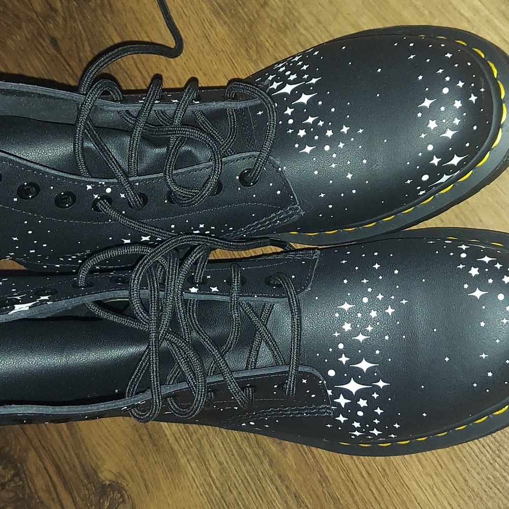 Brand New Dr. Martens Size Men 11 Women 12